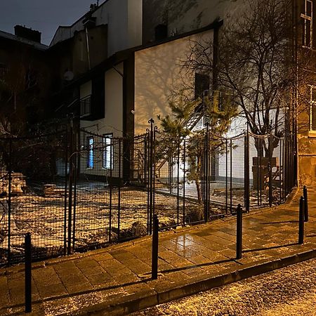 Apartment On Snijna Street 5 Lviv Bagian luar foto